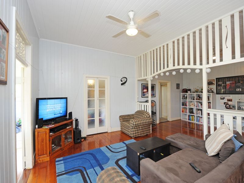 195 Auckland Street, South Gladstone QLD 4680