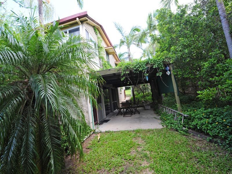 195 Auckland Street, South Gladstone QLD 4680