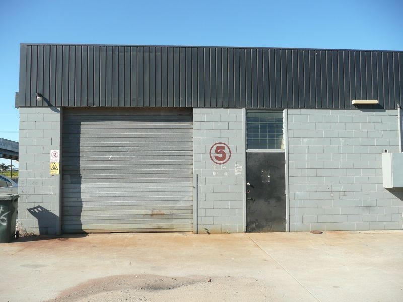 5/6 Little Bramston Street, Gladstone QLD 4680