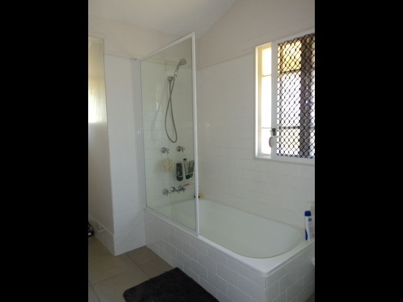 16 Bonar Street, South Gladstone QLD 4680