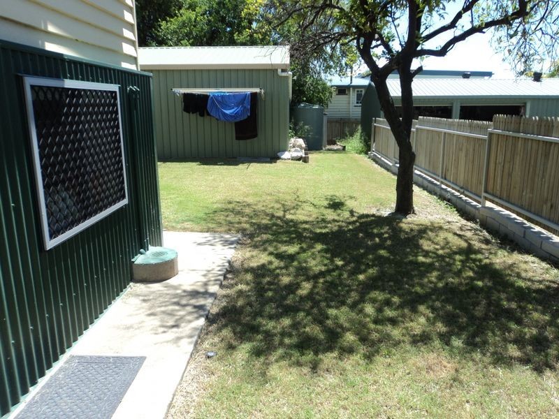 16 Bonar Street, South Gladstone QLD 4680