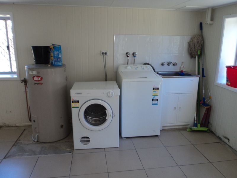 16 Bonar Street, South Gladstone QLD 4680