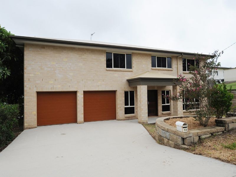 12 Hill Crescent, West Gladstone QLD 4680