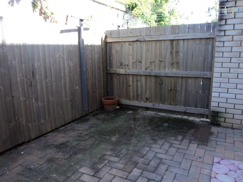 2/17 Roberts Street, South Gladstone QLD 4680