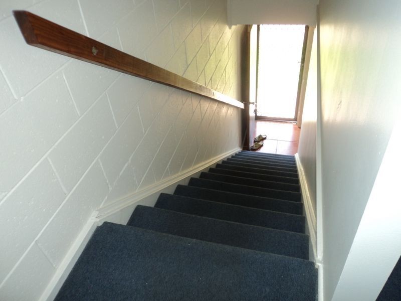 2/17 Roberts Street, South Gladstone QLD 4680