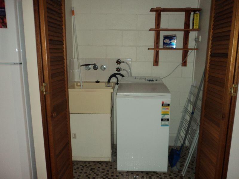 2/17 Roberts Street, South Gladstone QLD 4680