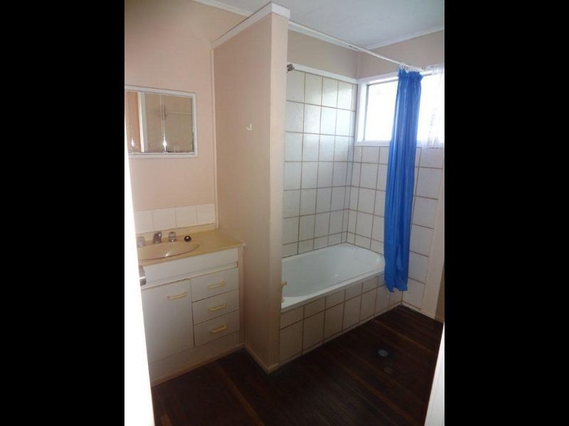 96 Dalrymple Drive, Toolooa QLD 4680