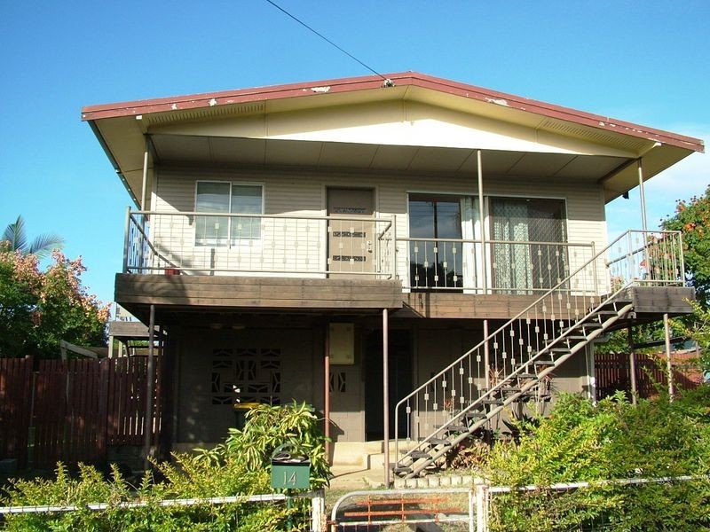 14 Campbell Street, Clinton QLD 4680