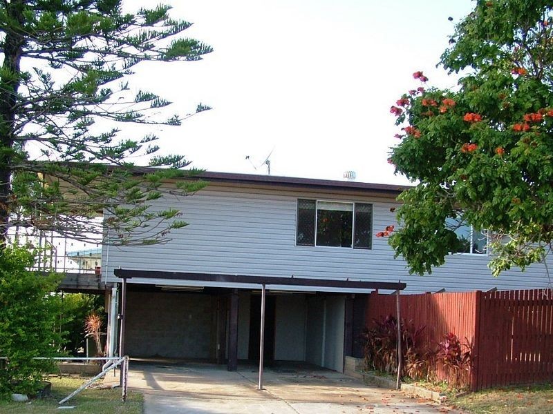 14 Campbell Street, Clinton QLD 4680