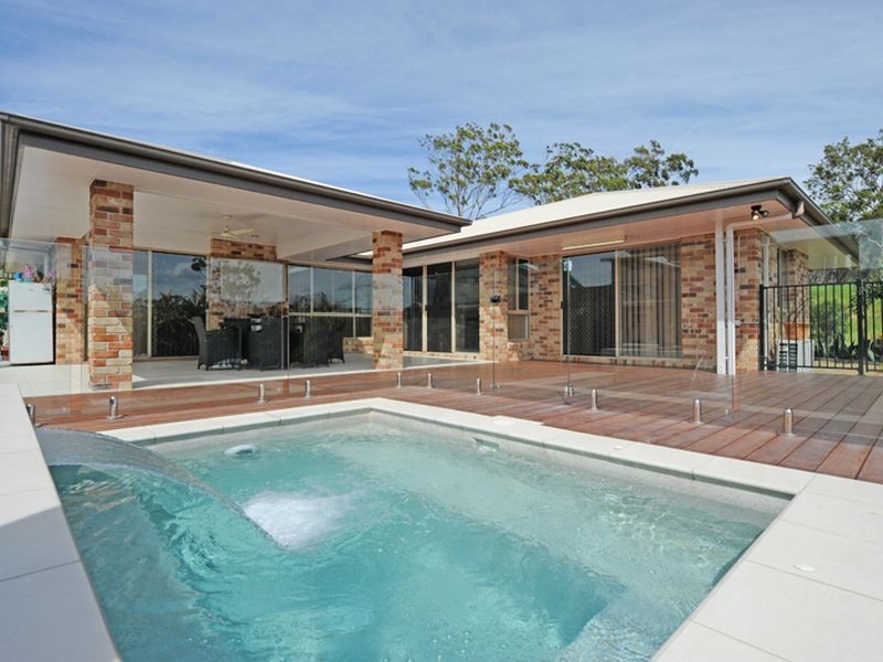 17 Lingwoodock Place, Glen Eden QLD 4680