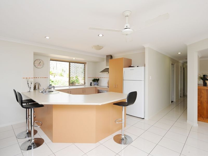 17 Lingwoodock Place, Glen Eden QLD 4680
