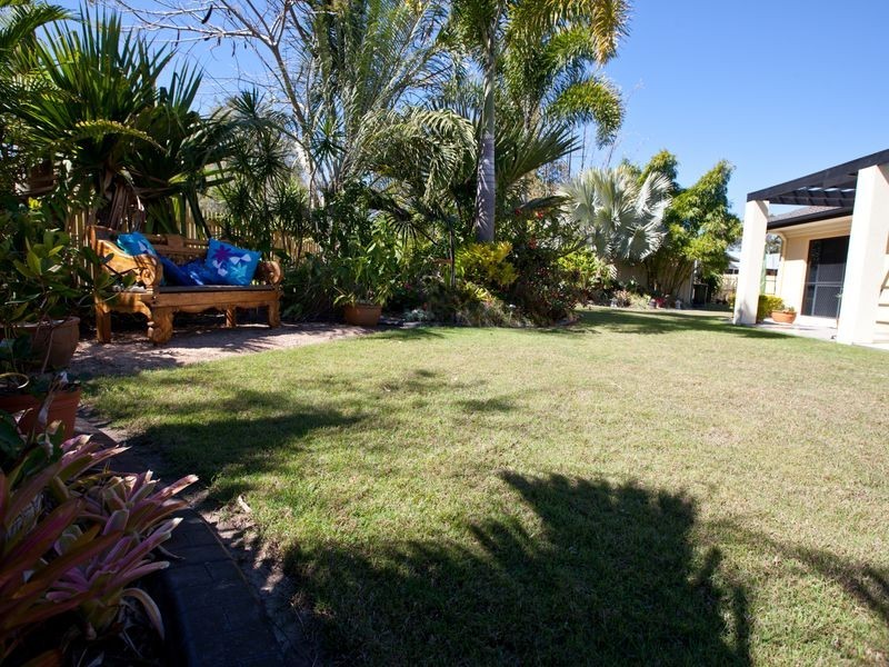 9 Creekwood Close, New Auckland QLD 4680