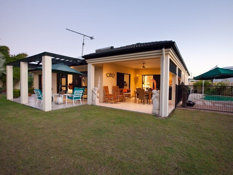 9 Creekwood Close, New Auckland QLD 4680