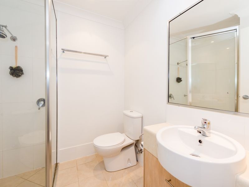6/10 Nothling Street, New Auckland QLD 4680