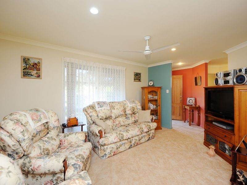 67 Col Brown Avenue, Clinton QLD 4680