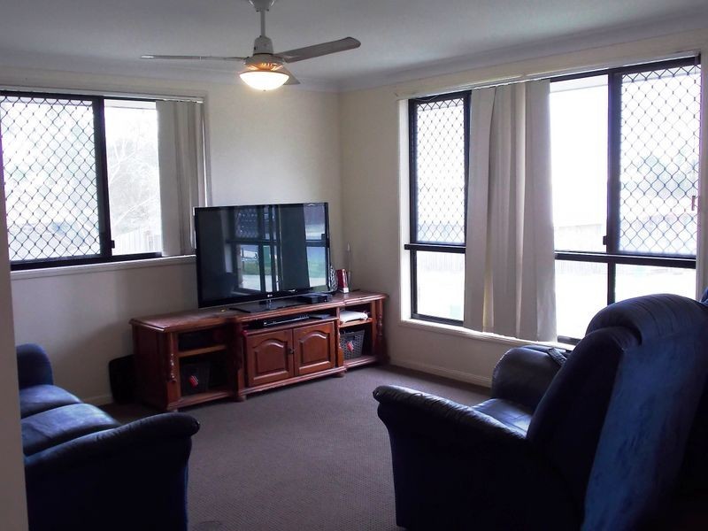 6 Bristol Place, Clinton QLD 4680