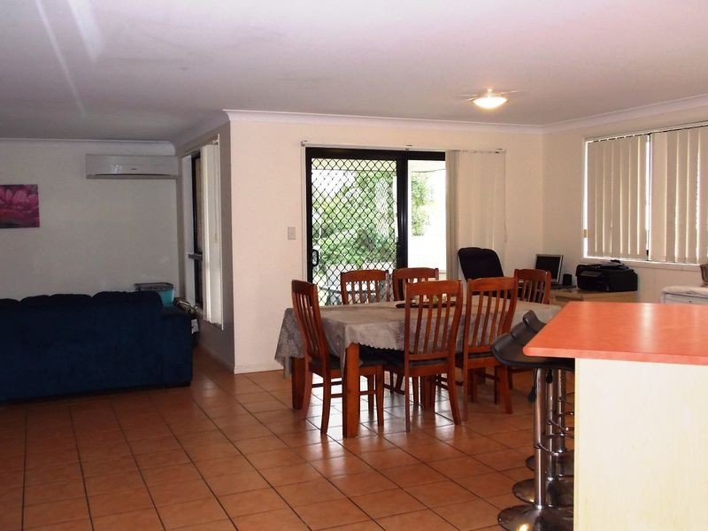 6 Bristol Place, Clinton QLD 4680