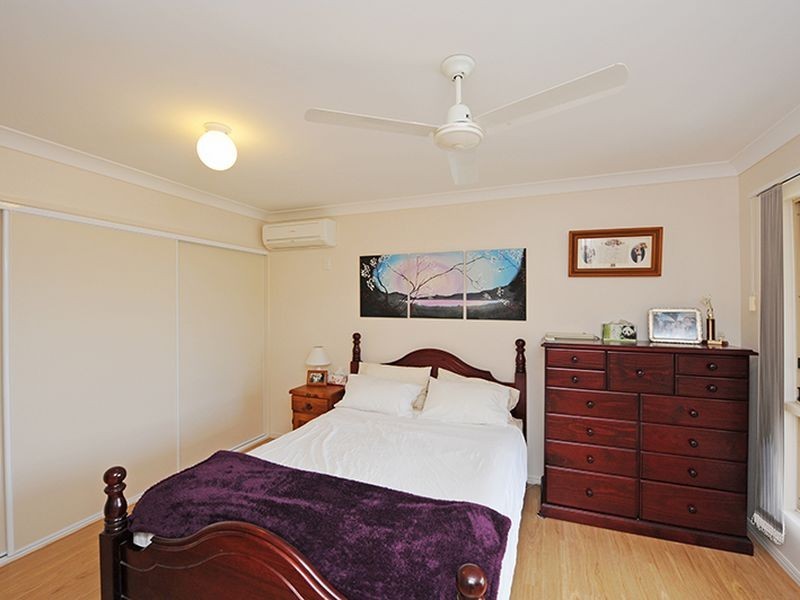6 Rothbury Place, New Auckland QLD 4680