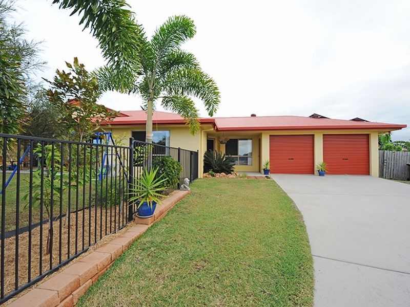 6 Rothbury Place, New Auckland QLD 4680