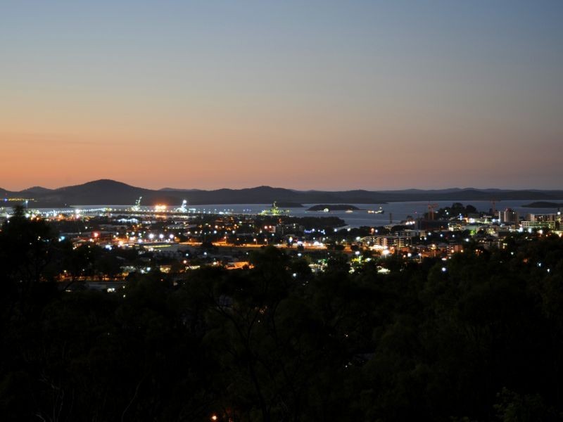 30 Pine Avenue, West Gladstone QLD 4680