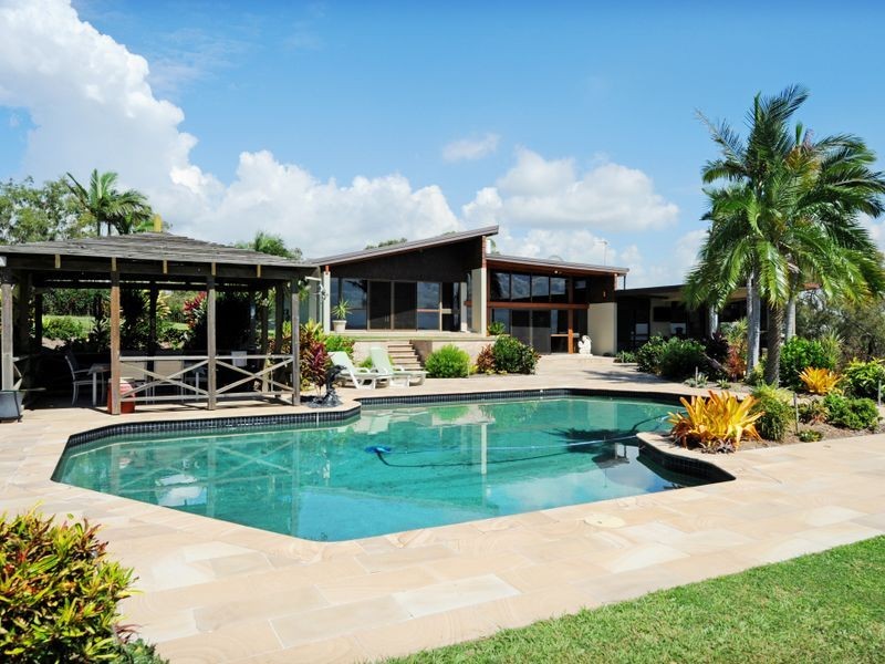 30 Pine Avenue, West Gladstone QLD 4680