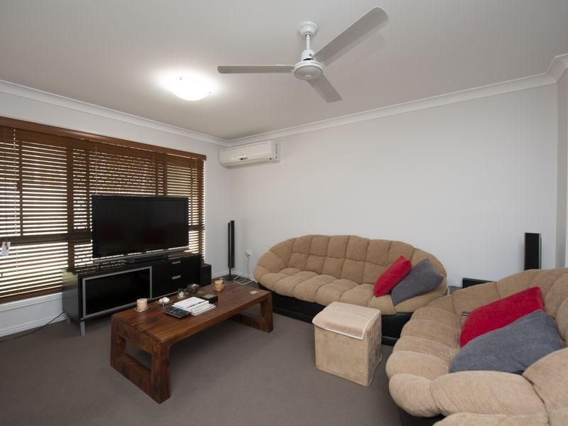 17 Eastwood Street, West Gladstone QLD 4680