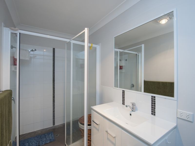 17 Eastwood Street, West Gladstone QLD 4680