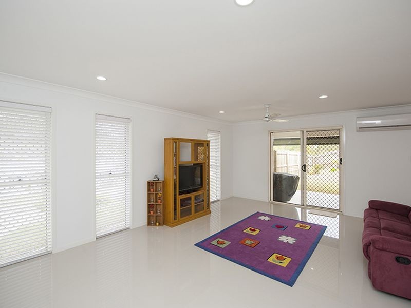 14 Ouston Place, South Gladstone QLD 4680