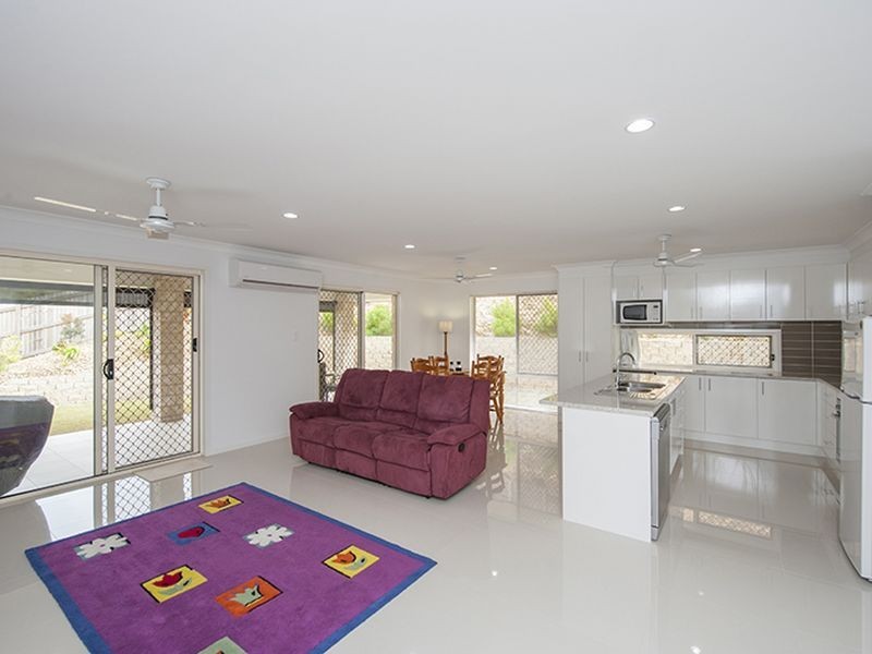 14 Ouston Place, South Gladstone QLD 4680