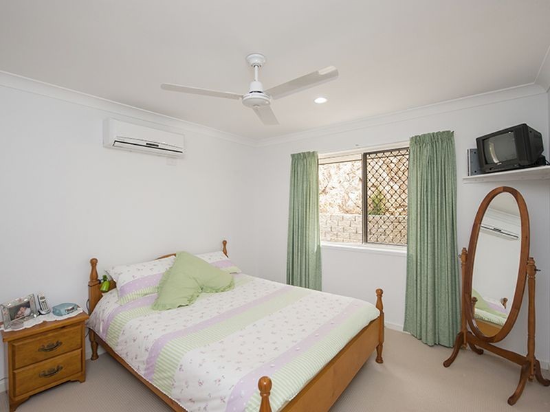 14 Ouston Place, South Gladstone QLD 4680