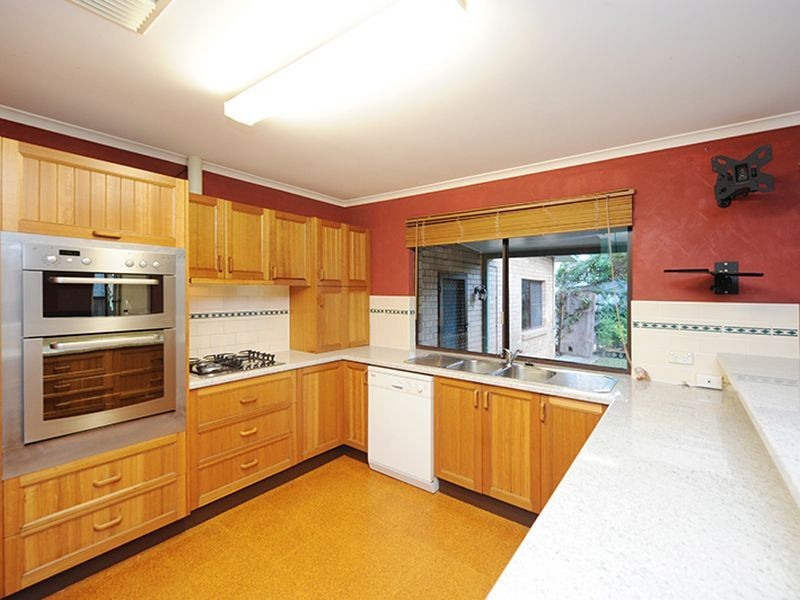 13 Cook Street, West Gladstone QLD 4680