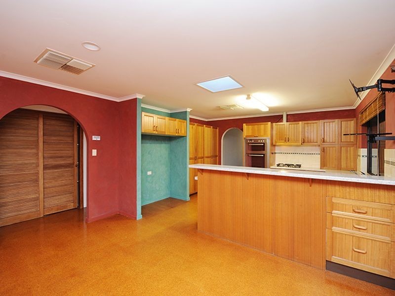 13 Cook Street, West Gladstone QLD 4680