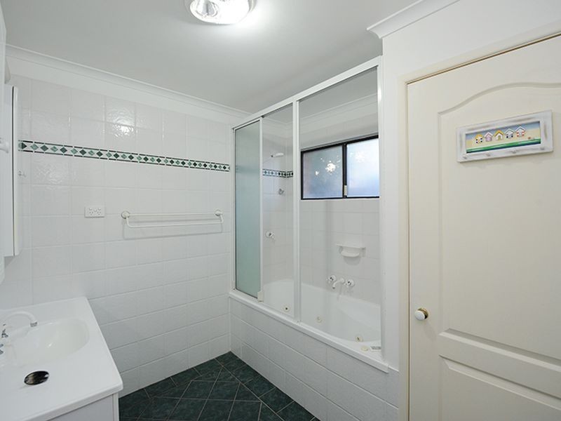 13 Cook Street, West Gladstone QLD 4680