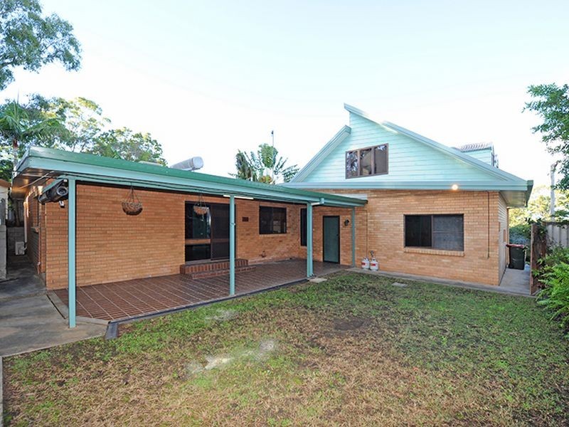 13 Cook Street, West Gladstone QLD 4680