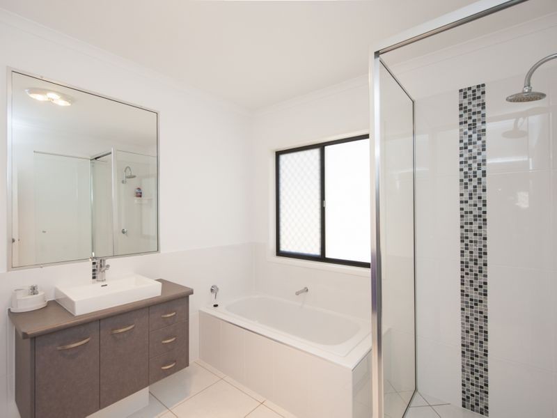 21 Jumbuck Court, Glen Eden QLD 4680