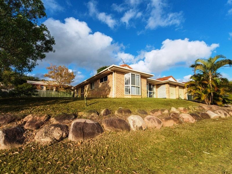 4 Somerset Close, Clinton QLD 4680