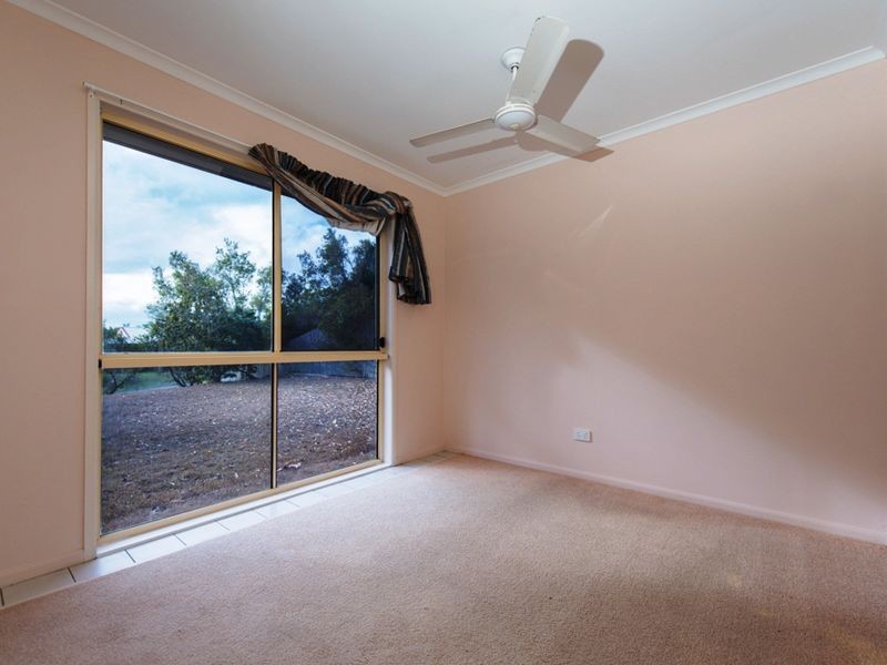 4 Somerset Close, Clinton QLD 4680