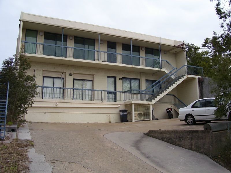 8/72 Goondoon Street, Gladstone QLD 4680