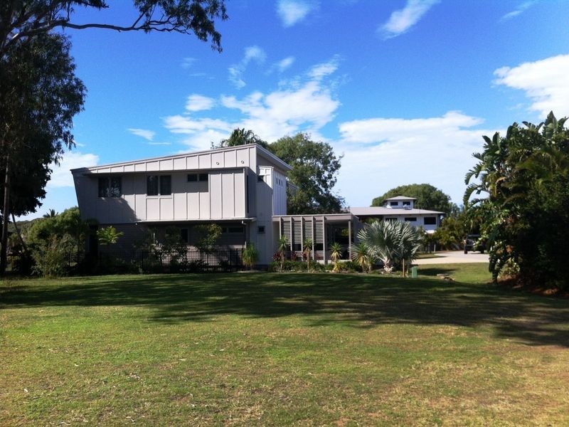 6/4 Ocean Beach Drive, Agnes Water QLD 4677