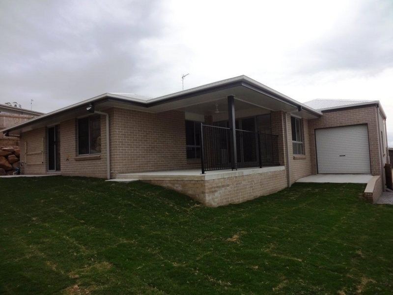 11 Wentworth Place, Glen Eden QLD 4680