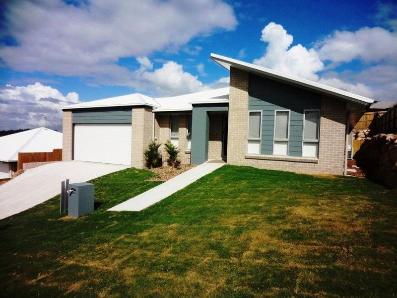 13 Wentworth Place, Glen Eden QLD 4680