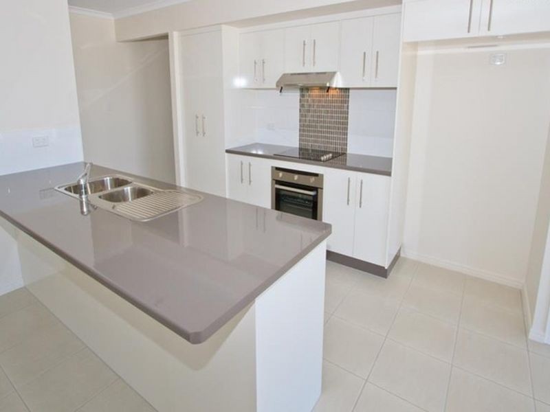 13 Wentworth Place, Glen Eden QLD 4680