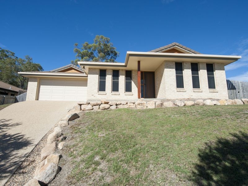 11 Eugenie Court, Glen Eden QLD 4680