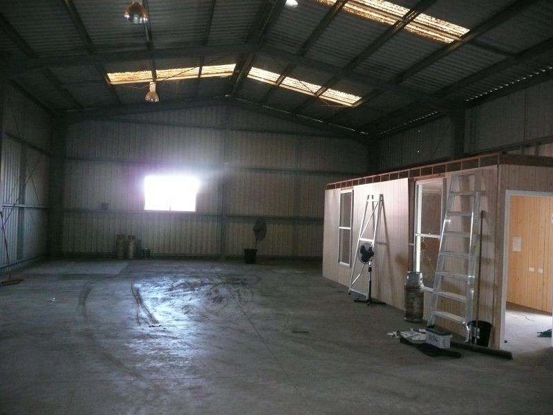 Shed E/16 Chapple Street, Gladstone QLD 4680