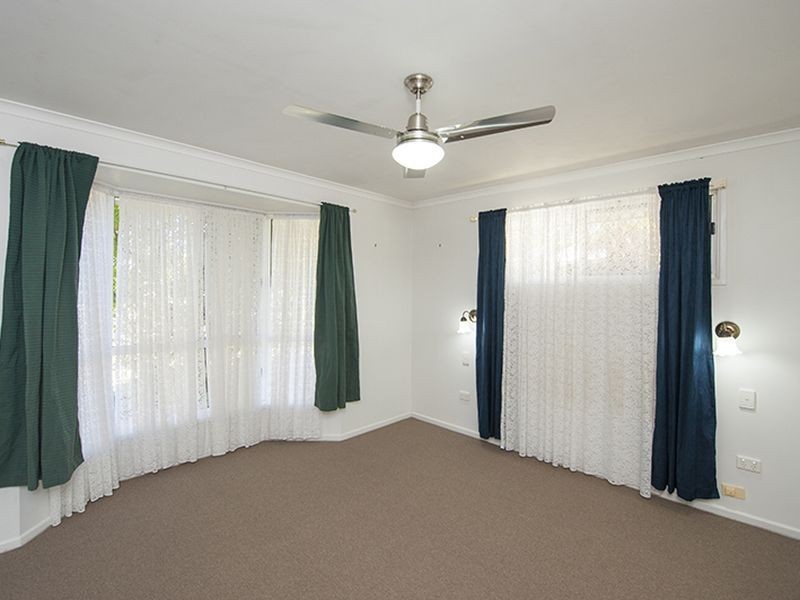 16 Clarance Drive, New Auckland QLD 4680