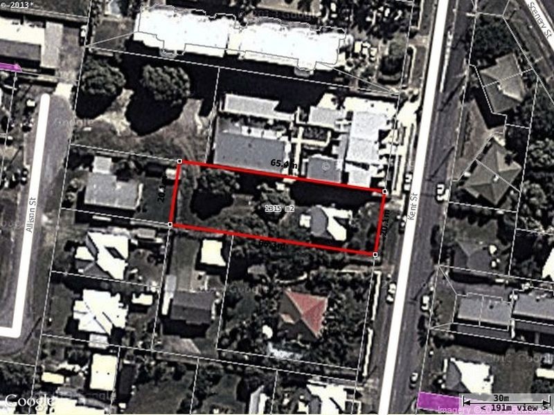 13 Kent Street, West Gladstone QLD 4680