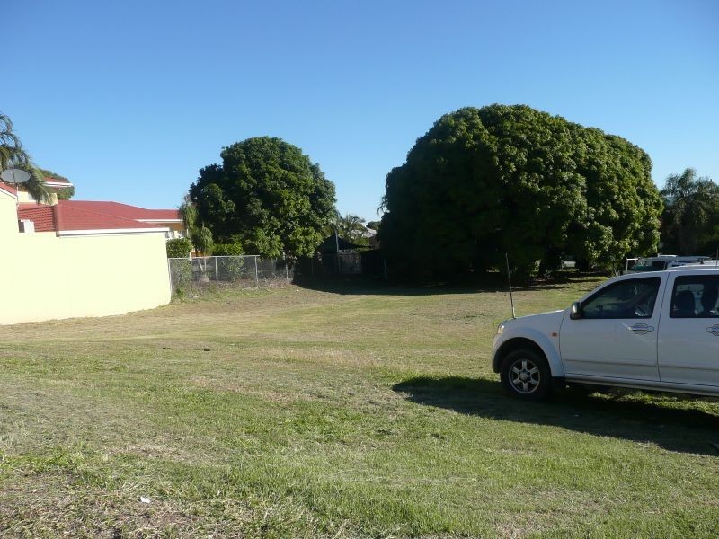 13 Goondoon Street, Gladstone QLD 4680