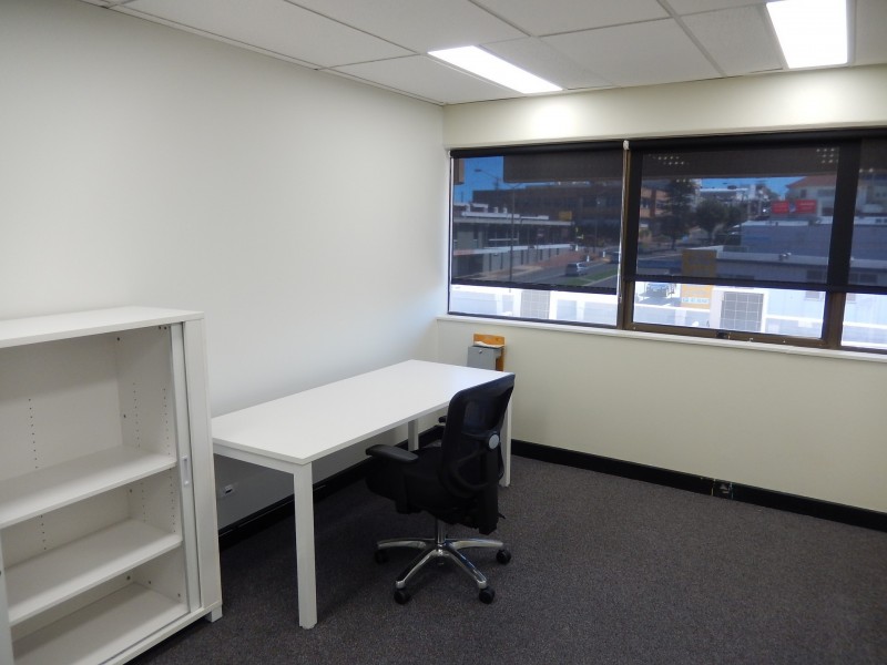 Level 1/136 Goondoon Street, Gladstone QLD 4680