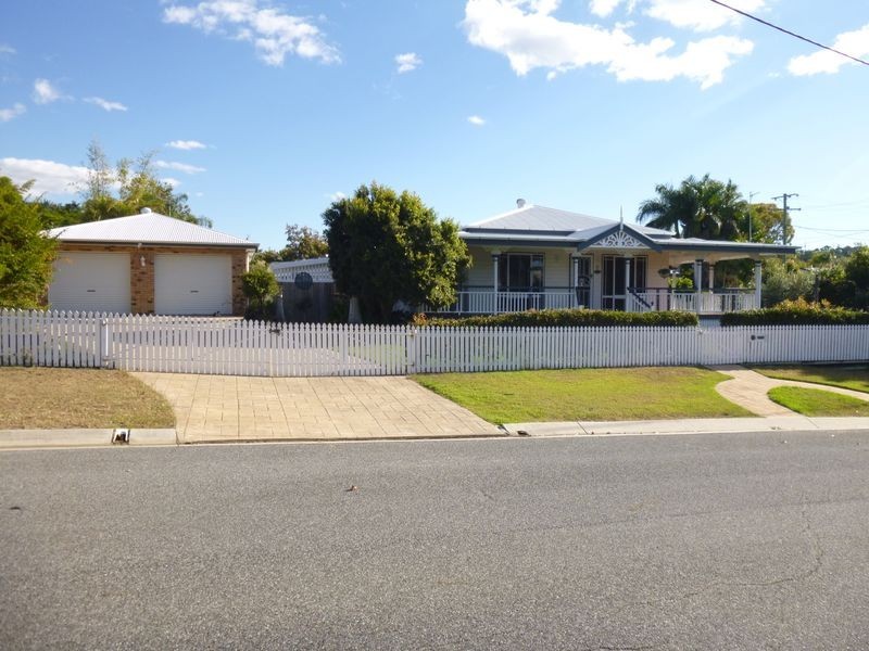 2 Carpentaria Close, Clinton QLD 4680