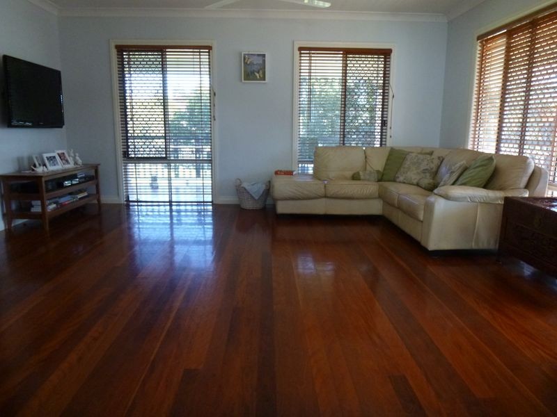 2 Carpentaria Close, Clinton QLD 4680